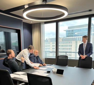 Red Flag Alert secures £4.5million investment from Foresight and Uncapped